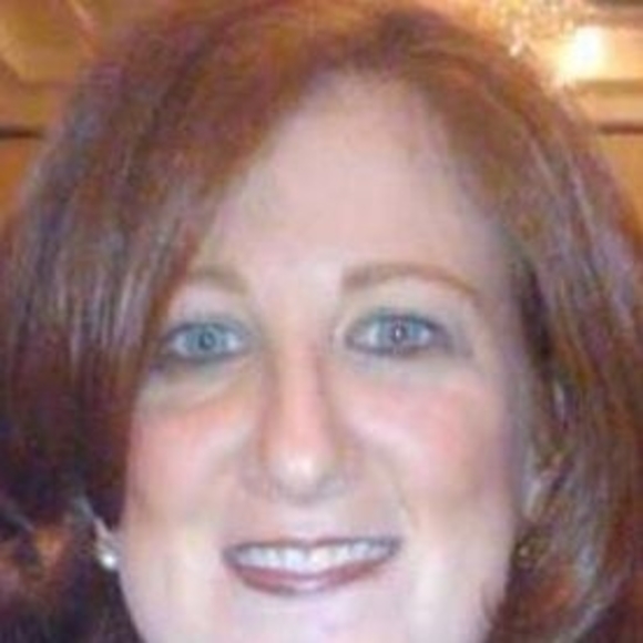 Meet your Posher, Heather - Picture 1 of 1